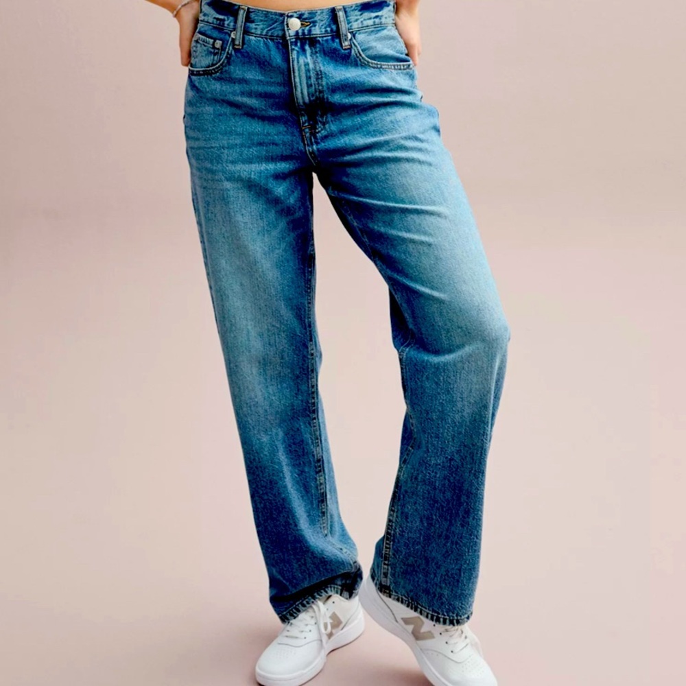 Women’s Baggy Jeans S14